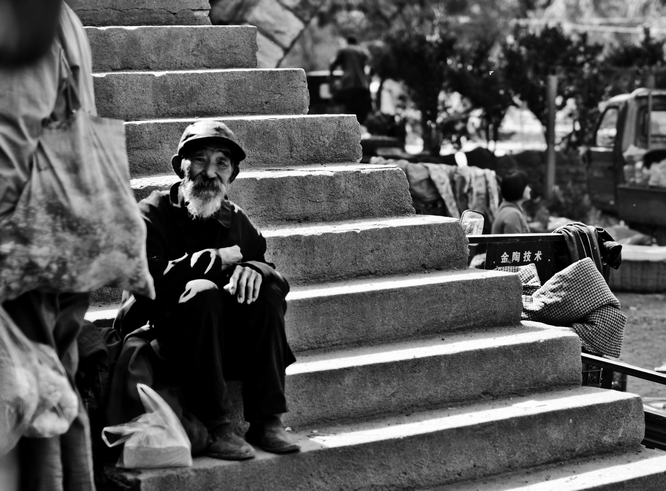 三等獎 七公司 王勝輝 守望.jpeg